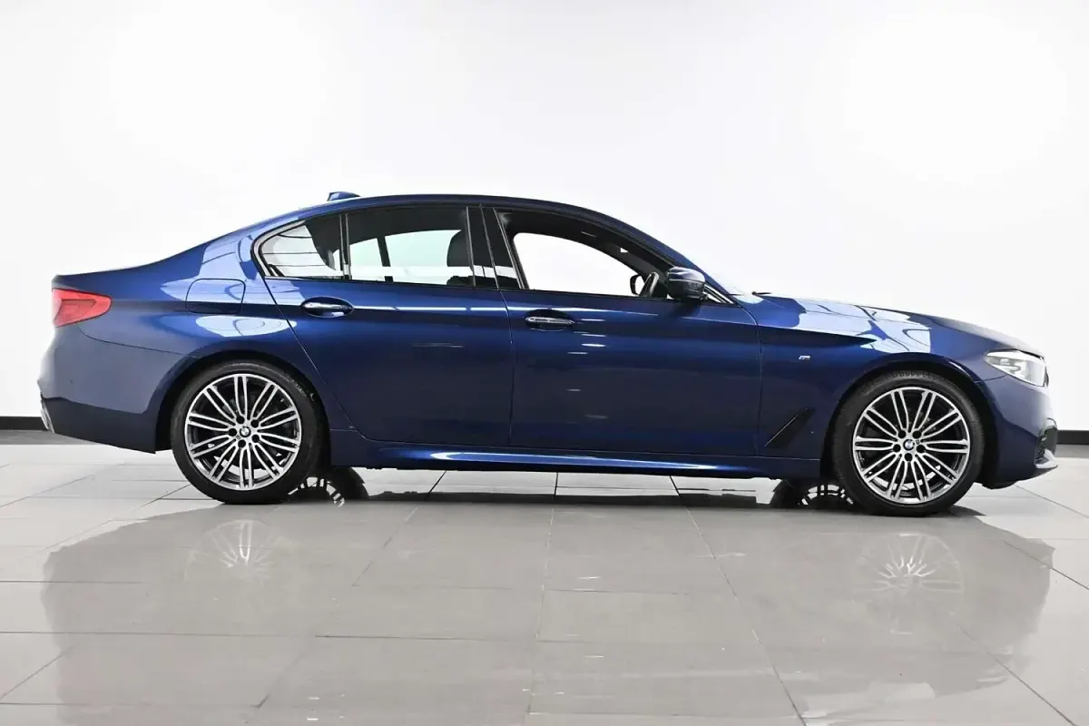 Used BMW 520 M Sport 2018 Blue Sedan