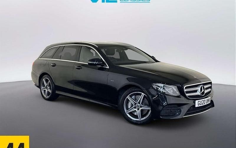 Used Mercedes E300 AMG line 315 HP (231 kW) 2020 Black Estate
