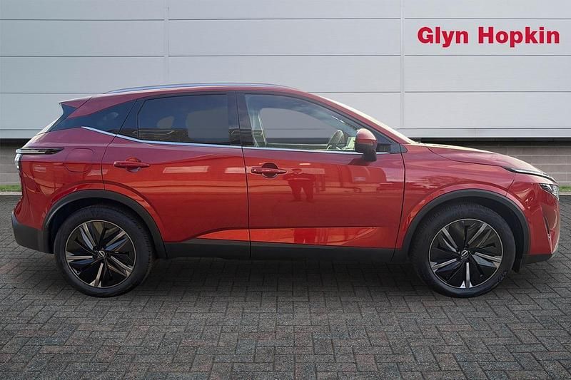 Used Nissan Qashqai Tekna 2025 Red SUV
