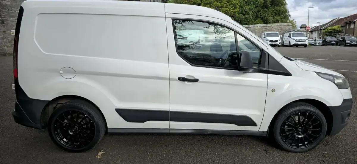 Used Ford Transit Connect 75 HP (55 kW) 2014 White MPV