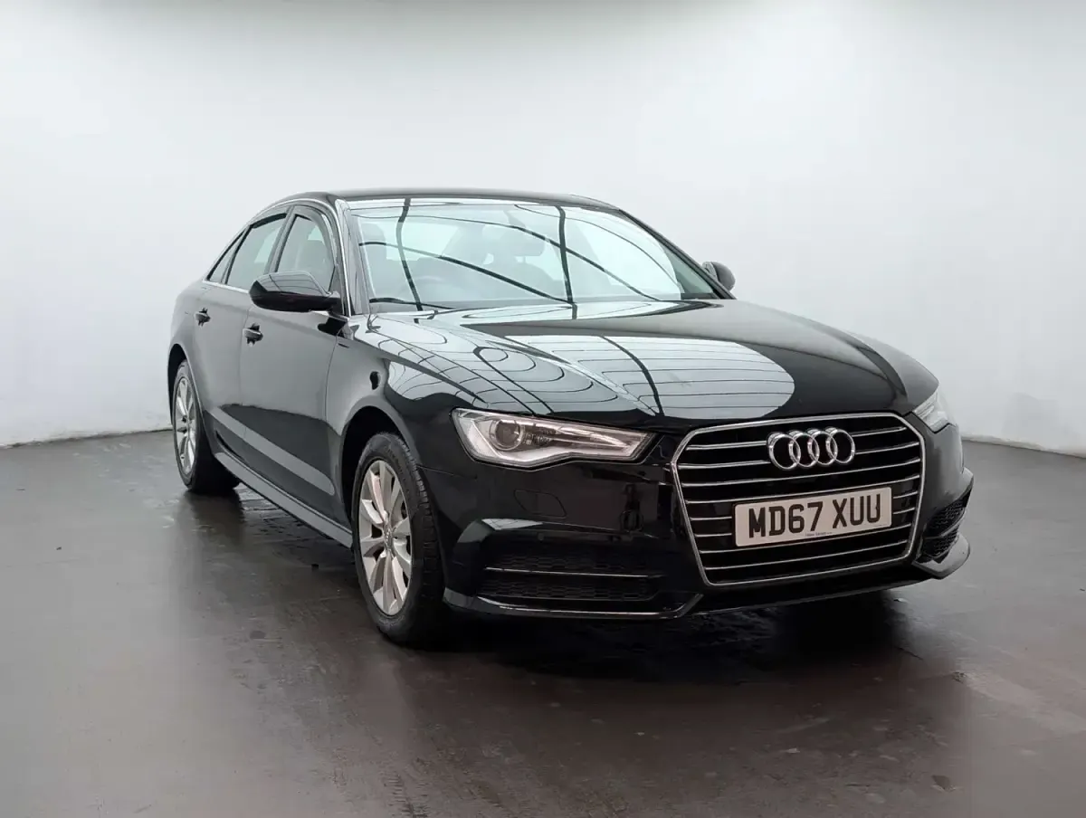 Usado Audi A6 Comfort 190 HP (139 kW) 2018 Preto Sedan