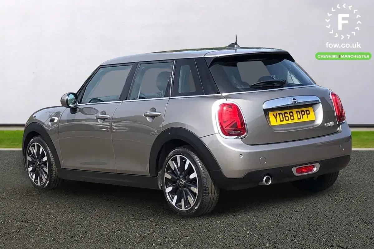 Used Mini Cooper Comfort 136 HP (100 kW) 2019 Silver Hatchback