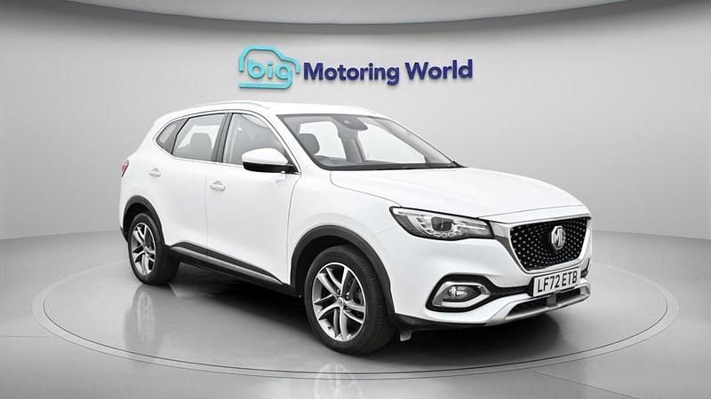 Used MG HS 2023 White SUV