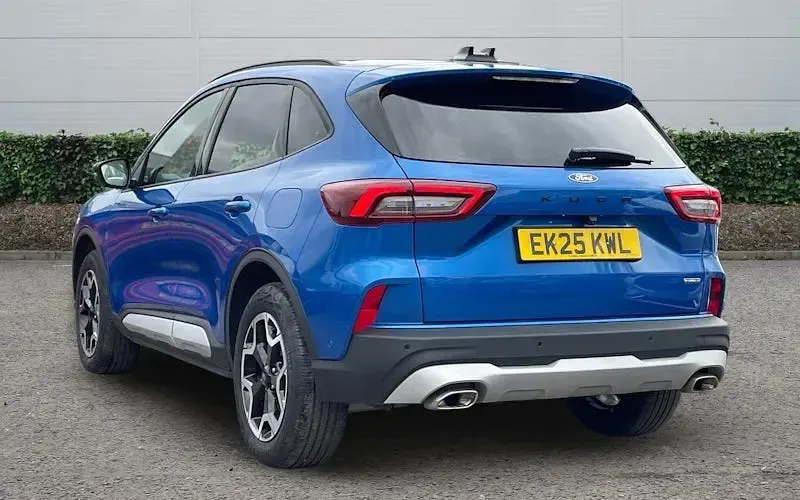 Używany Ford Kuga Active 183 KM (134 kW) 2025 Niebieski SUV