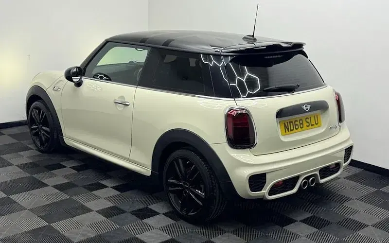 Used Mini Cooper S Hatch 192 HP (141 kW) 2020 Hatchback