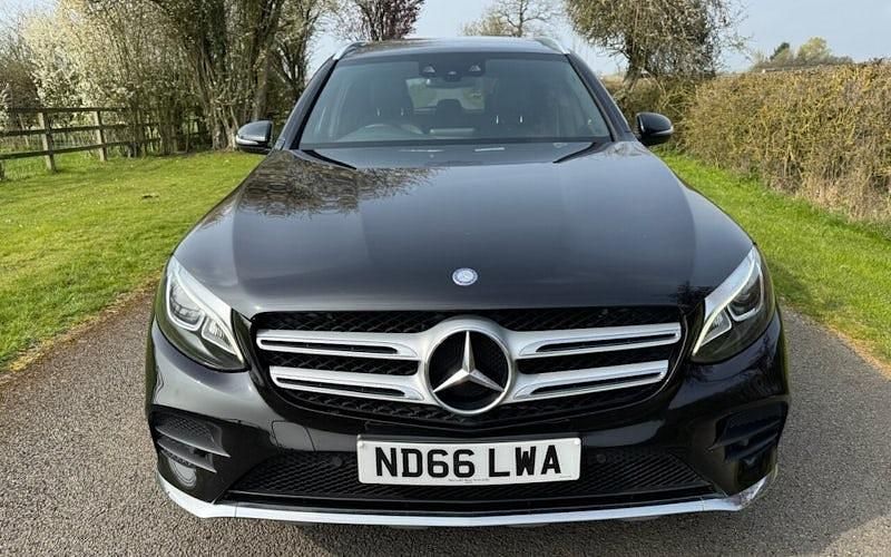Used Mercedes GLC220 AMG Line Premium 170 HP (125 kW) 2018 Estate