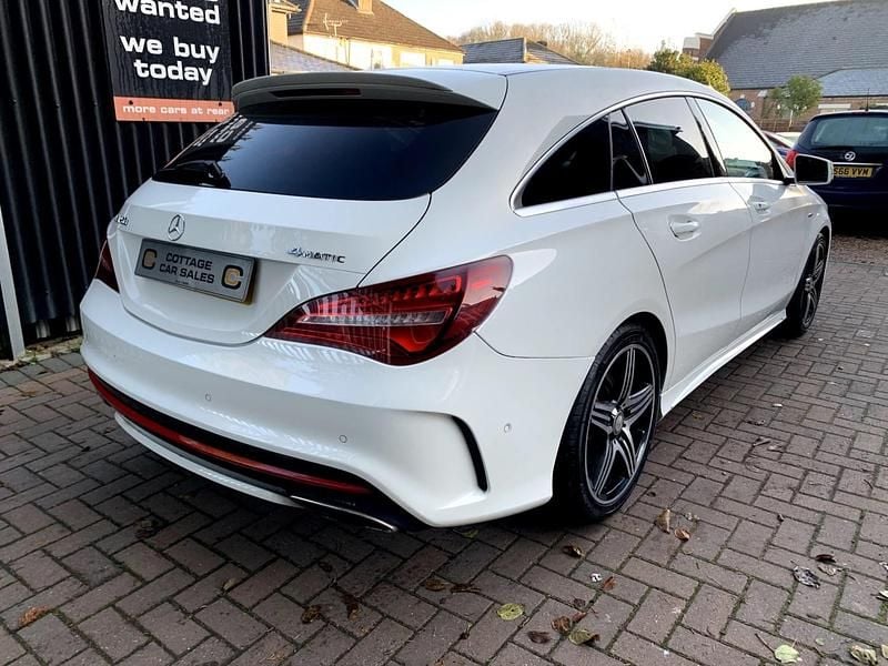 Used Mercedes CLA250 Shooting Brake AMG 218 HP (160 kW) 2017 White Estate