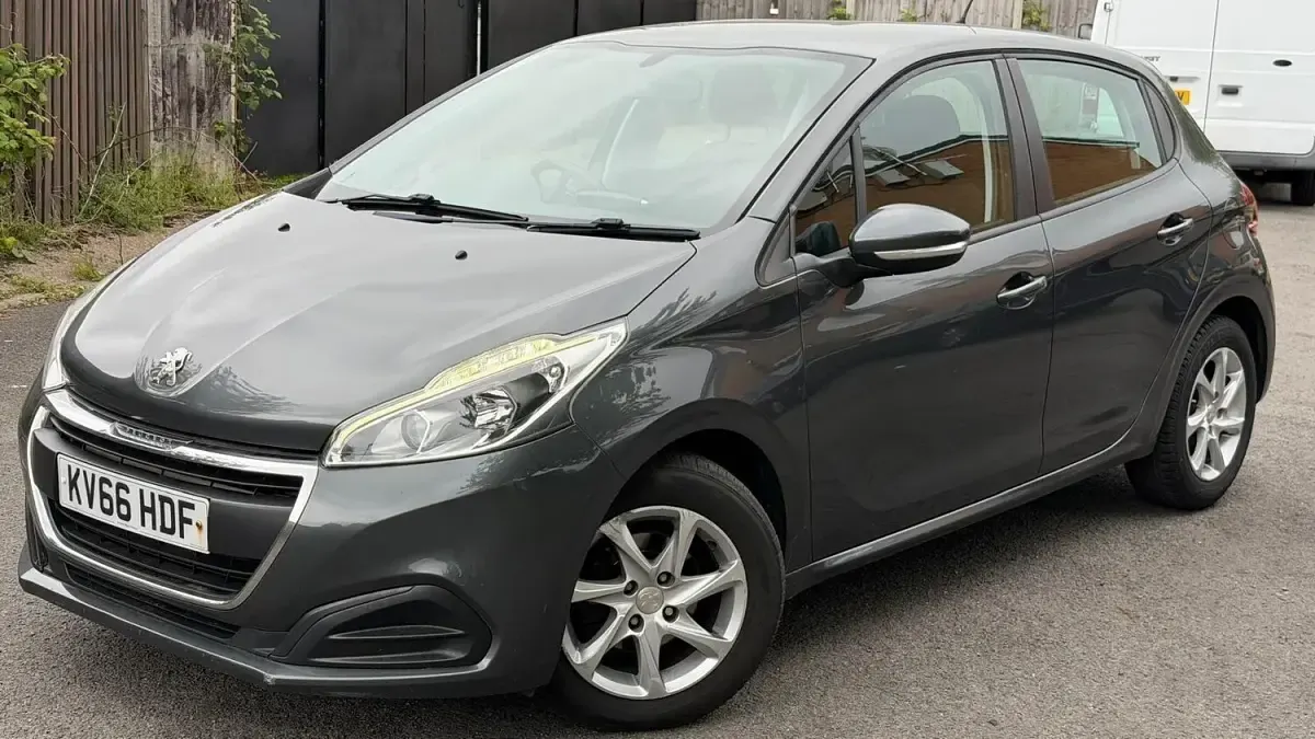 Used Peugeot 208 Active 2016 Grey Hatchback