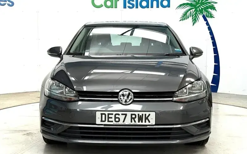 Used VW Golf VII SE 125 HP (91 kW) 2017 Grey Hatchback
