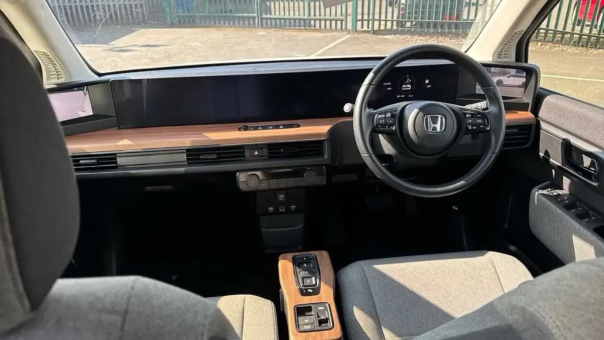 Używany Honda e 113 kW (154 KM) 2021 Biały Hatchback