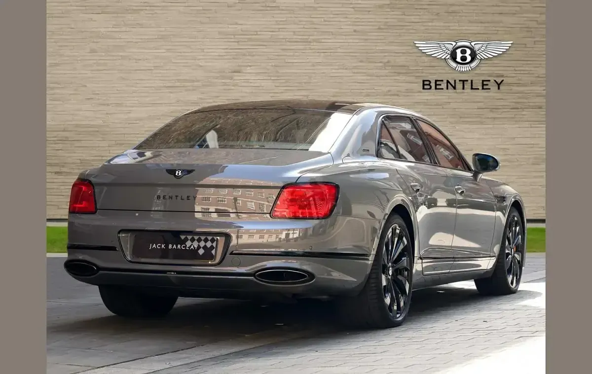Used Bentley Flying Spur 670 HP (492 kW) 2026 Grey Sedan