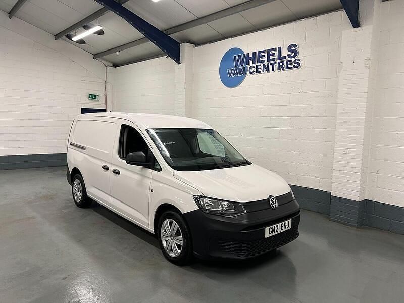 Used VW Caddy Maxi S 102 HP (75 kW) 2021 White MPV