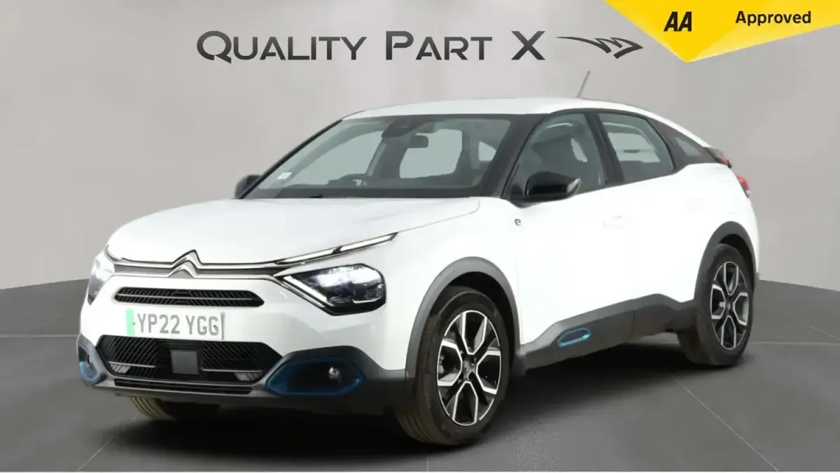 Used Citroën e-C4 100 kW (136 HP) 2022 White Hatchback