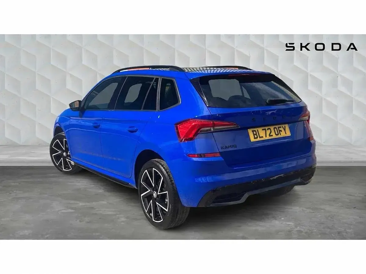 Used Skoda 110 R Monte Carlo 81 HP (59 kW) 2023 Energy blue Estate