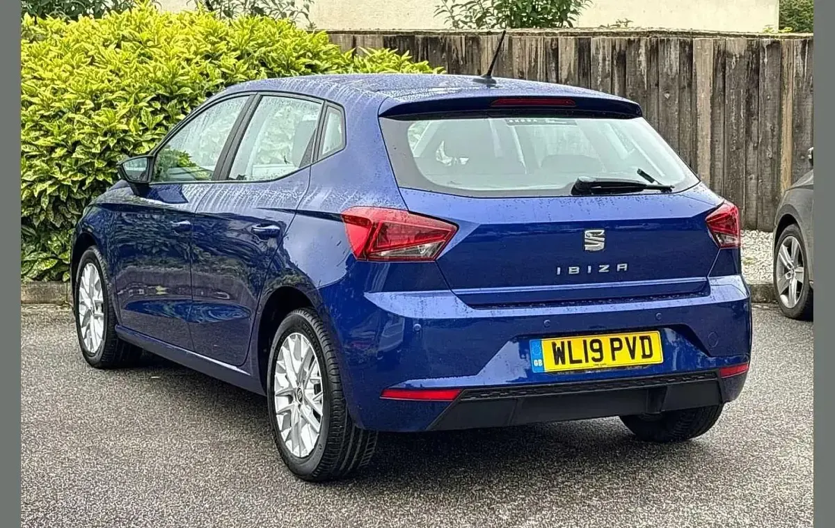 Used Seat Ibiza SE Technology 94 HP (69 kW) 2019 Blue Hatchback