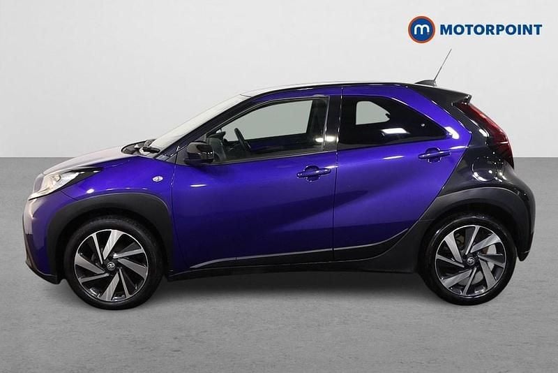 Used Toyota Aygo X 72 HP (52 kW) 2023 Blue SUV