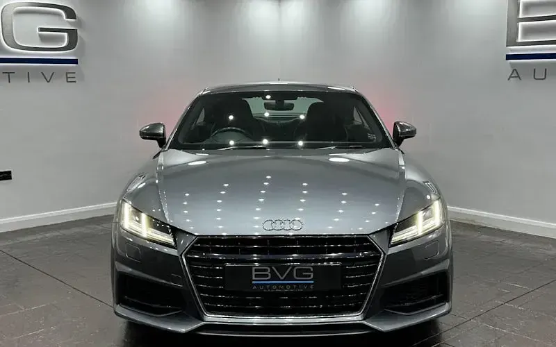 Used Audi TT S-Line 180 HP (132 kW) 2018 Grey Coupe