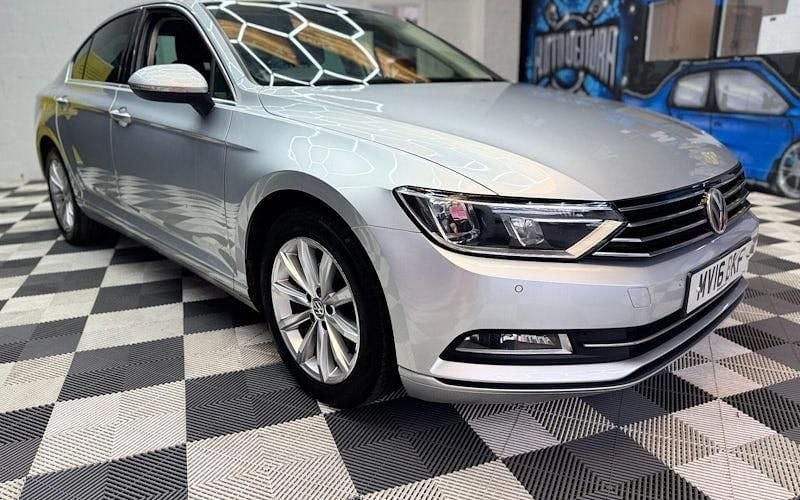 Used 2019 VW Passat Business Sedan | £5,995 (Good price) - Image 1/4
