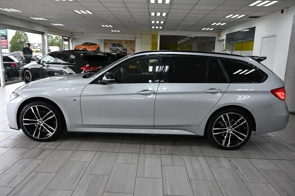 Used BMW 320 M Sport 190 HP (139 kW) 2016 Silver Estate