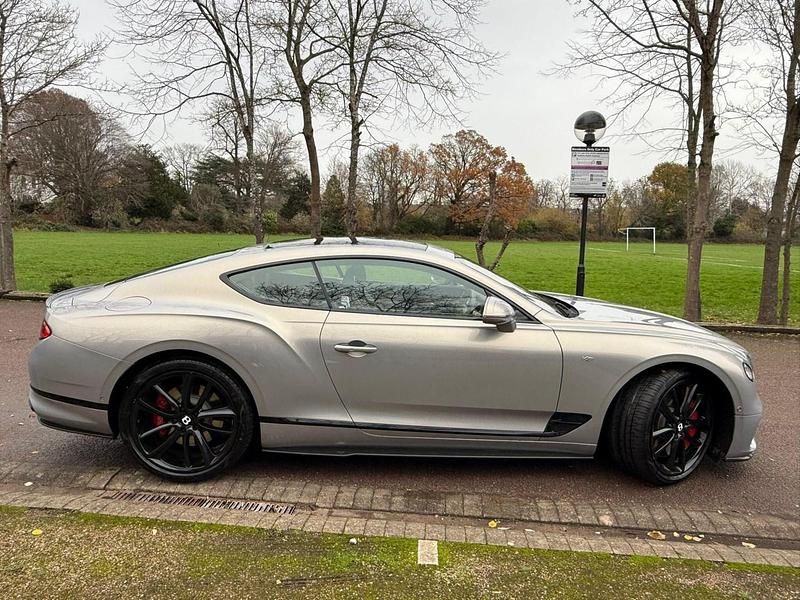 Used Bentley Continental 550 HP (404 kW) 2022 Grey Coupe