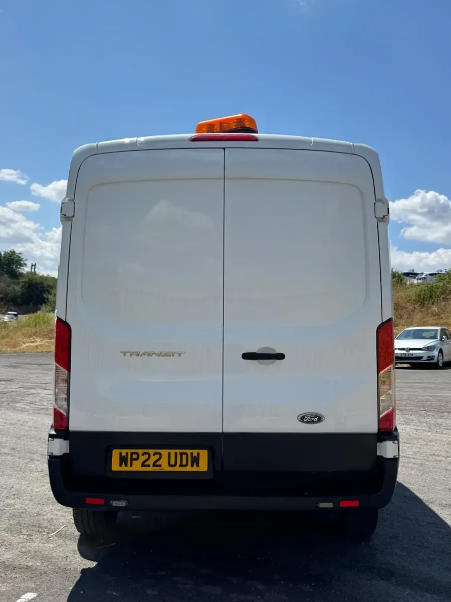 Used Ford Transit S 105 HP (77 kW) 2022 White Van