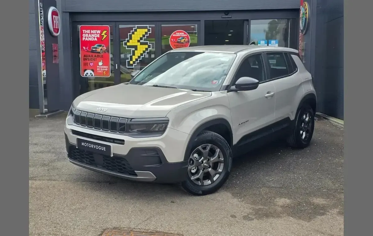 New Jeep Avenger Altitude 101 HP (74 kW) 2025 Special solid  snow white SUV