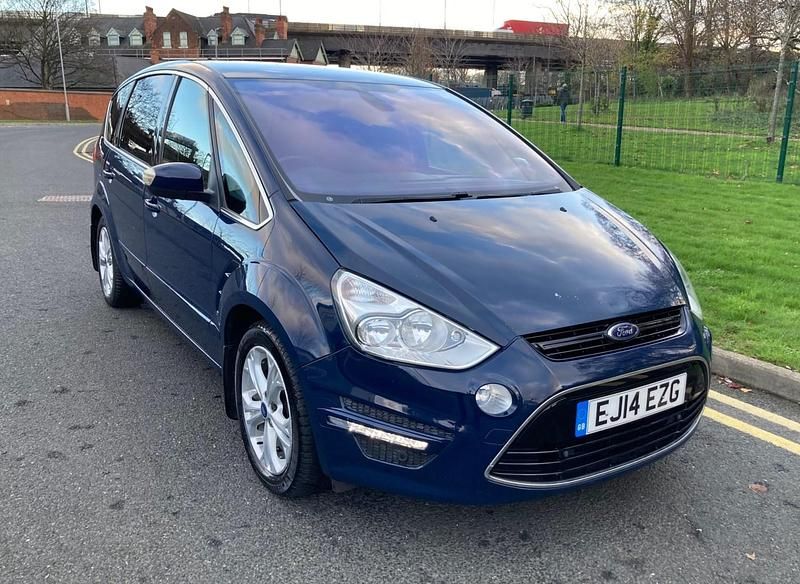 Used Ford S-MAX Titanium 140 HP (102 kW) 2014 Blue MPV