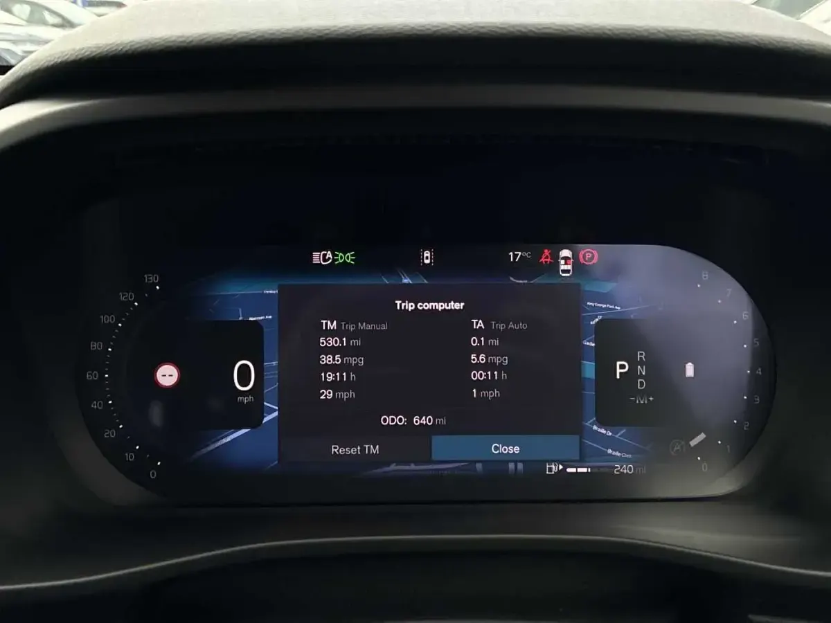 New Volvo XC40 Plus 163 HP (119 kW) 2026 SUV