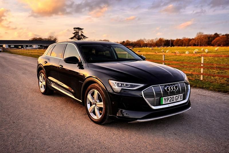 Used Audi e-tron 230 kW (313 HP) 2020 Black SUV
