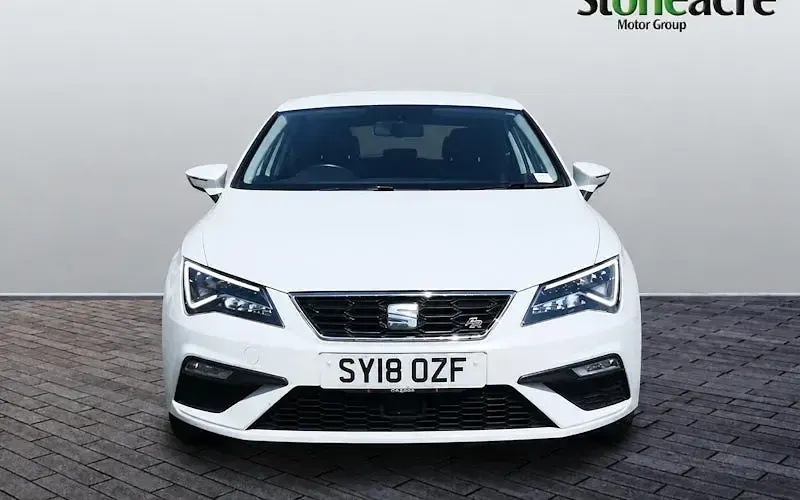 Used Seat Leon SC FR 125 HP (91 kW) 2018 White Hatchback