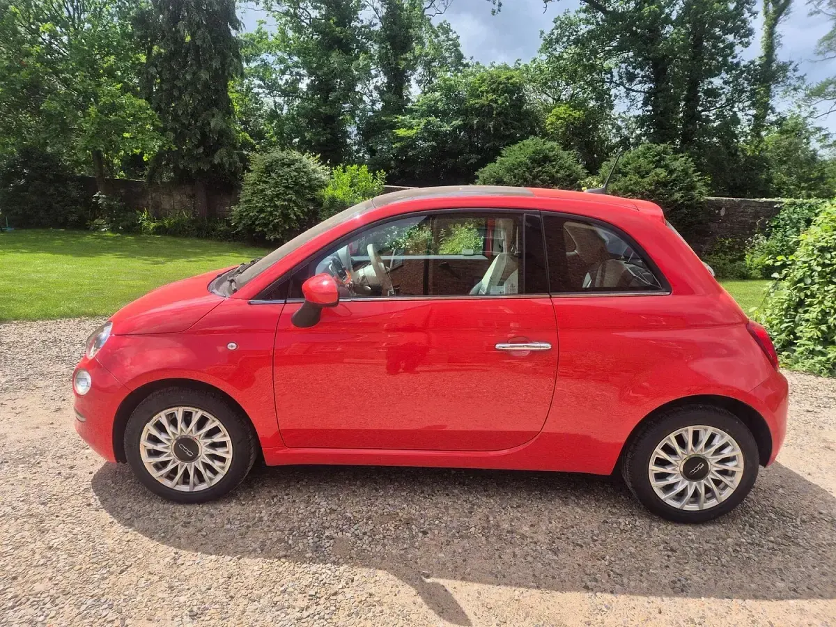 Used Fiat 500 Lounge 69 HP (50 kW) 2017 Pink Hatchback