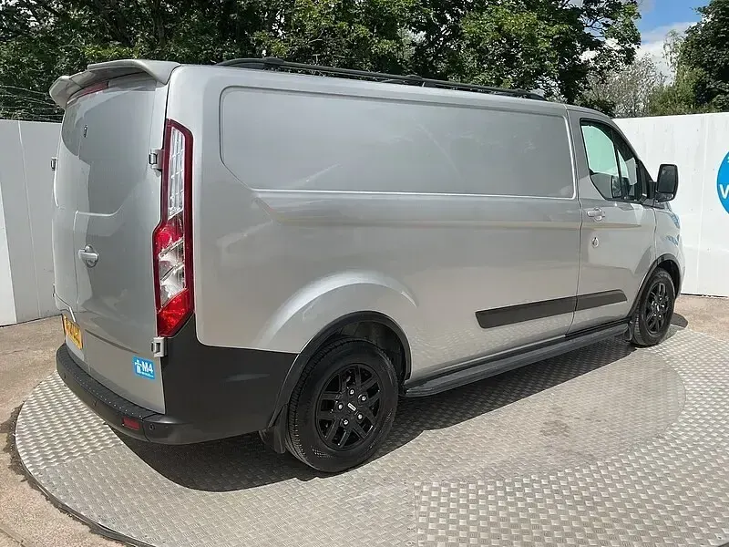 Used Ford Transit Custom 130 HP (95 kW) 2021 Silver Van