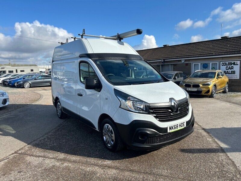 White Used 2018 Renault Trafic Business Van | £10,495 (Fair price) - Image 1/4