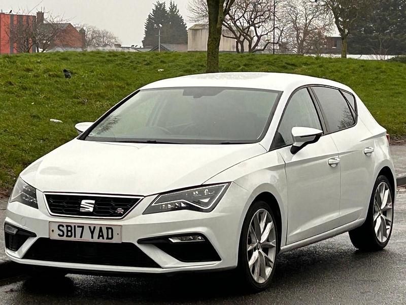 Usado Seat Leon FR 150 CV (110 kW) 2017 Blanco Utilitario
