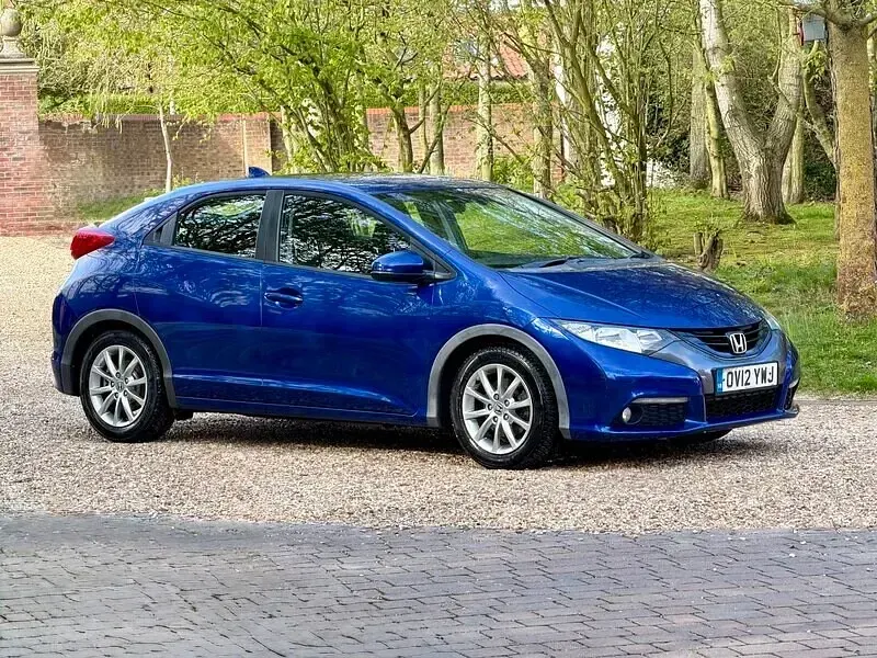 Used Honda Civic ES 142 HP (104 kW) 2012 Blue Hatchback