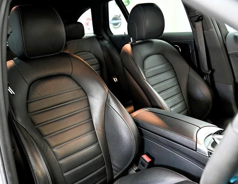 Used Mercedes C200 AMG line 2021 Silver Estate