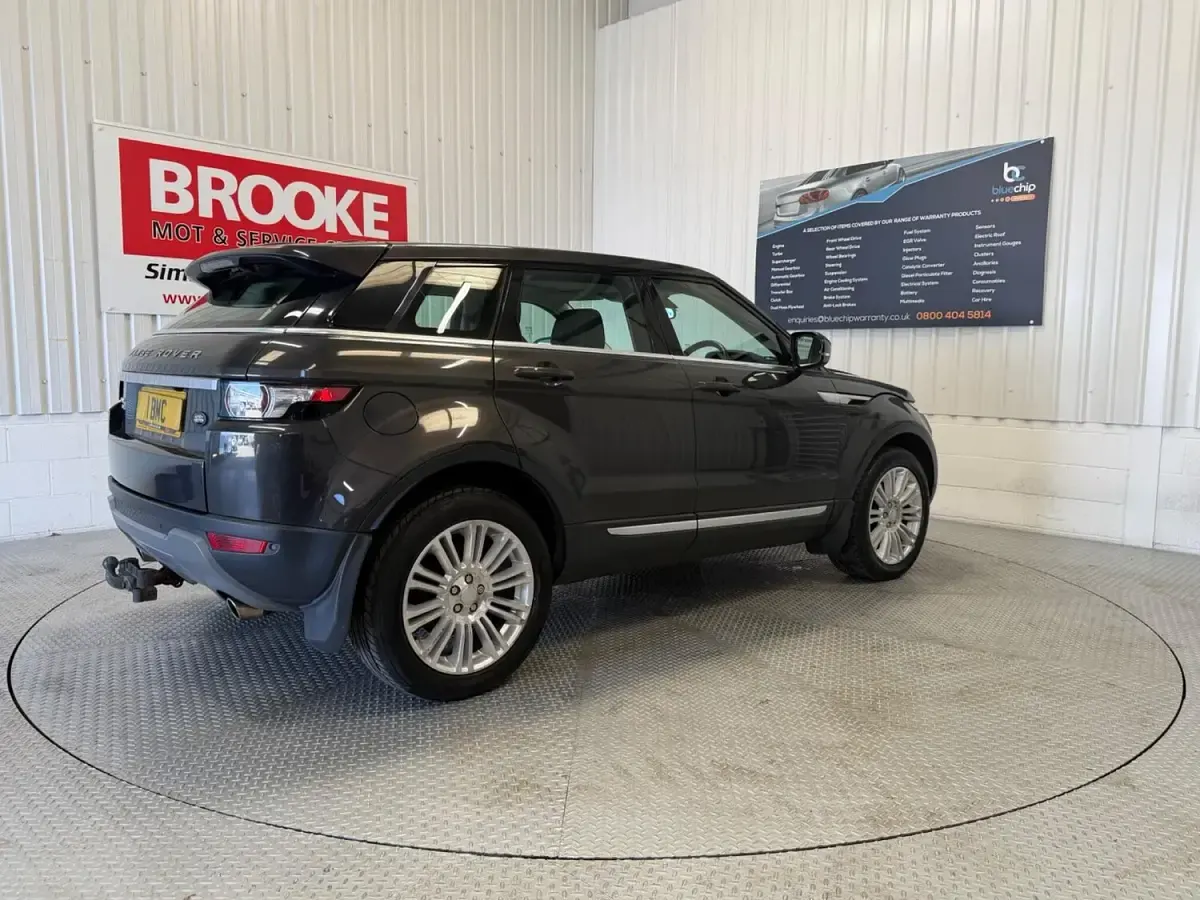 Used Land Rover Range Rover evoque Prestige 2012 Brown SUV