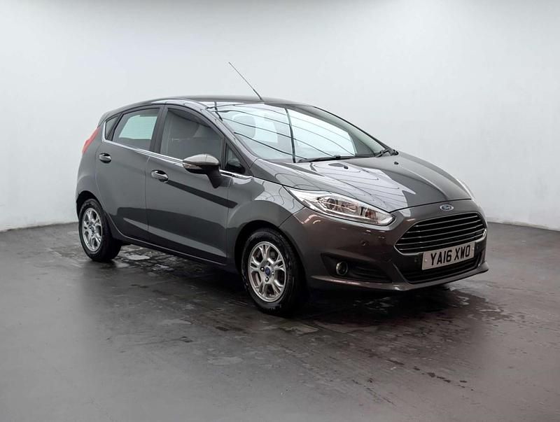 Used Ford Fiesta Zetec 2016 Grey Hatchback