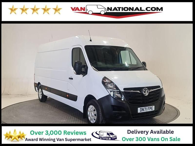 Used Vauxhall Movano 135 HP (99 kW) 2021 White