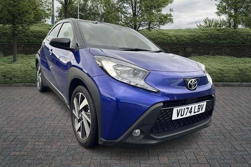 Blue Used 2024 Toyota Aygo X SUV | £14,495 - Image 1/4