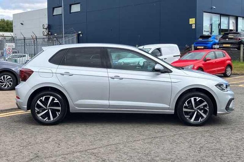 Used VW Polo Match 95 HP (69 kW) 2025 Silver Hatchback