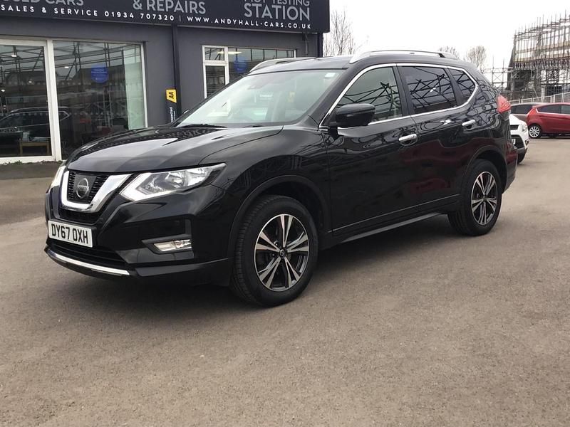 Used Nissan X-Trail N-Connecta 130 HP (95 kW) 2017 Black SUV