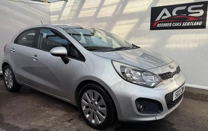 Silver Used 2013 Kia Rio 2 Hatchback | £4,195 (Fair price) - Image 1/4