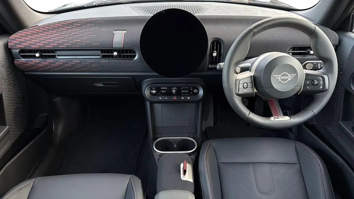 Used Mini Cooper Hatch 113 kW (154 HP) 2025 Grey Hatchback