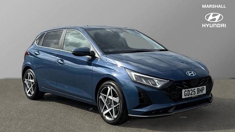 Vibrant blue New 2025 Hyundai i20 Ultimate Hatchback | £21,033 (Super price) - Image 1/4