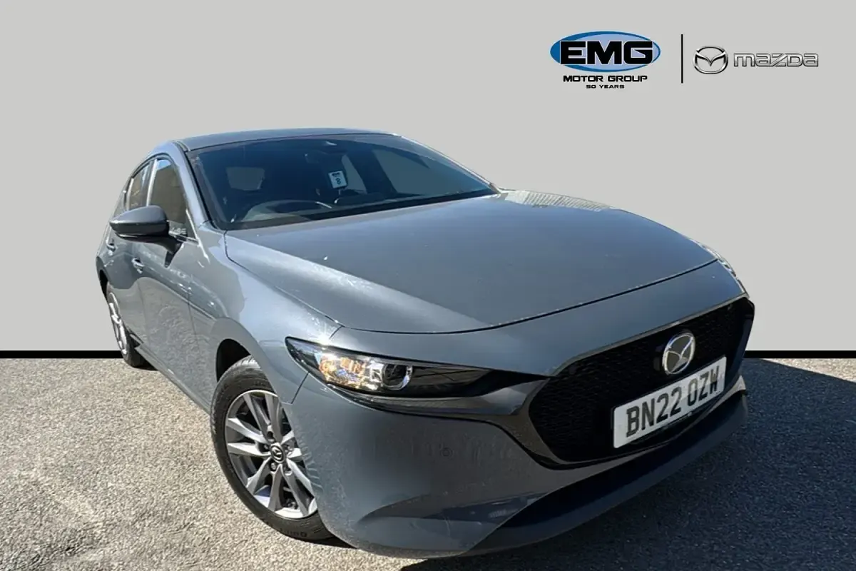 Usado Mazda 3 122 HP (89 kW) 2022 Cinzento Citadino