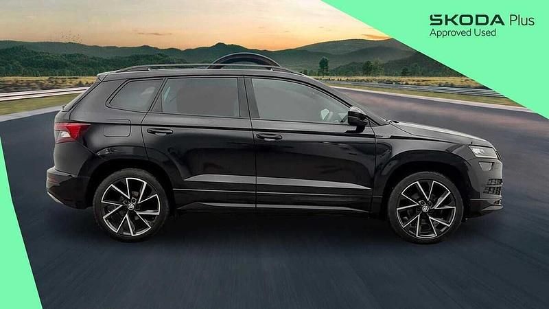 Used Skoda Karoq SportLine 140 HP (102 kW) 2019 Black magic pearl effect SUV