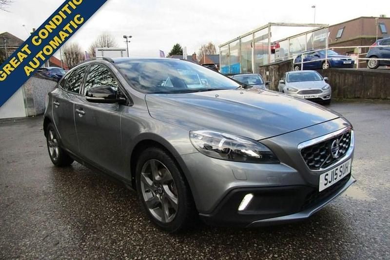 Used 2015 Volvo V40 CC Estate | £7,750 (Fair price) - Image 1/1
