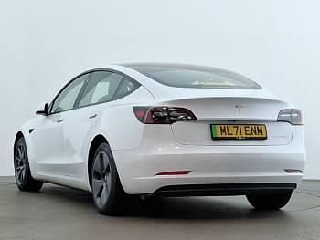 Used Tesla Model 3 Long Range AWD 11 kW (15 HP) 2021 White Sedan