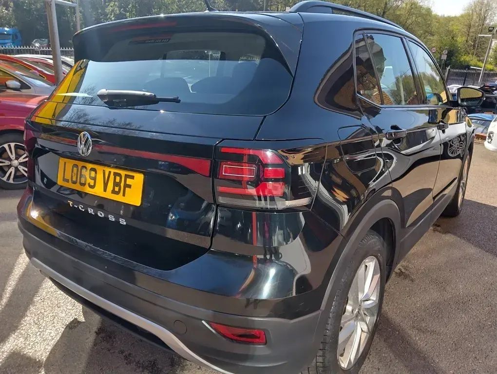 Used VW T-Cross SE 115 HP (84 kW) 2020 Black SUV